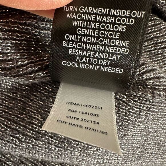 Torrid Womens Gray Metallic Drape Front Sweater Cardigan Large Modern Glam - Picture 11 of 11